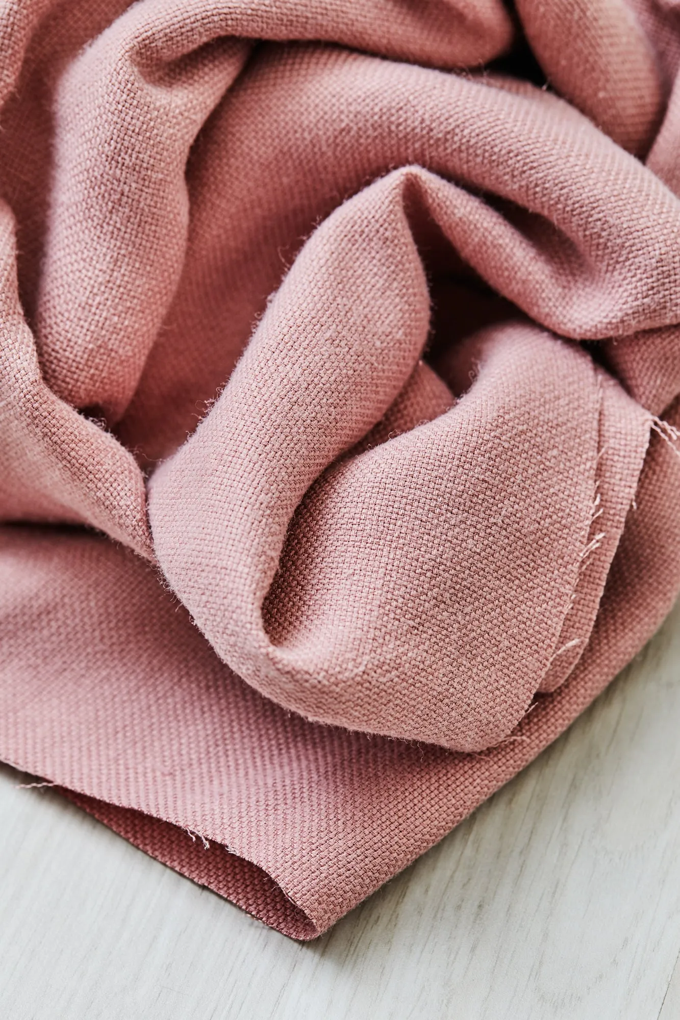 140x150 cm // Mara Linen Blend - Puff