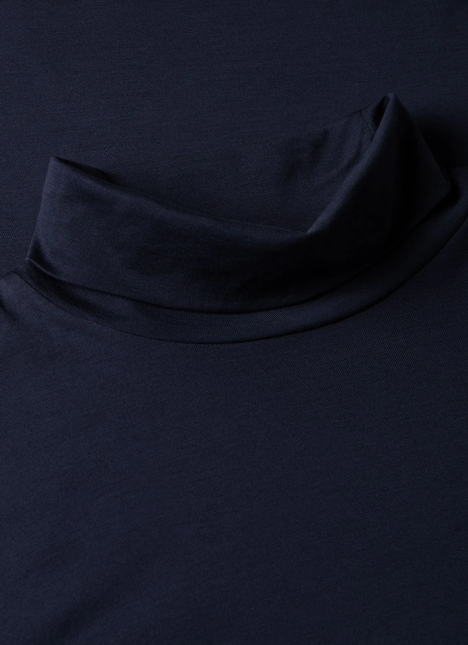 Mens Premium Navy Long Sleeve Roll Neck Sweater - Stylish and Comfortable Knit Top